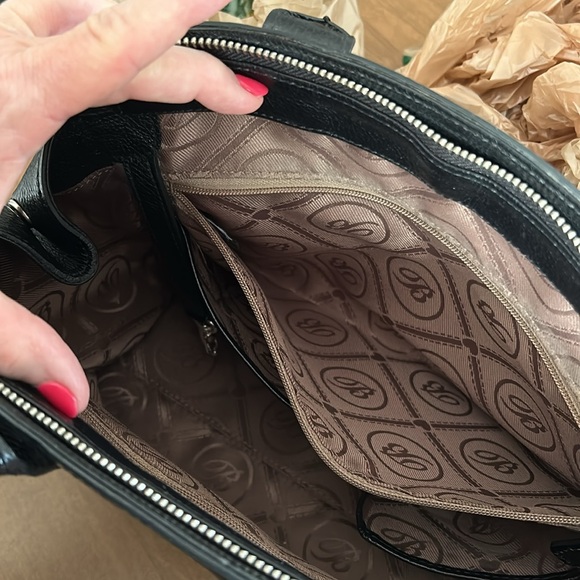 Brighton large black leather purse. Has pockets & compartments. Used but good. - Picture 8 of 14